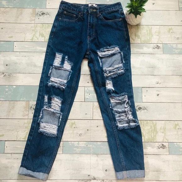 The Rockn Rev Denim - ⭐️The Rockin Rev Maisie Distressed Mom Jean